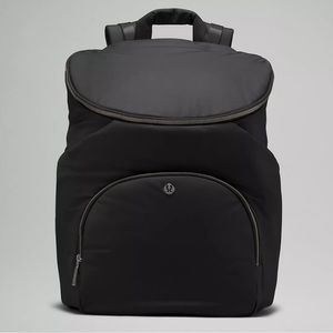 Lululemon new parent backpack